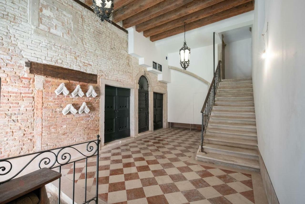 Apartment Ponte Raspi Canal View Venedig Exterior foto