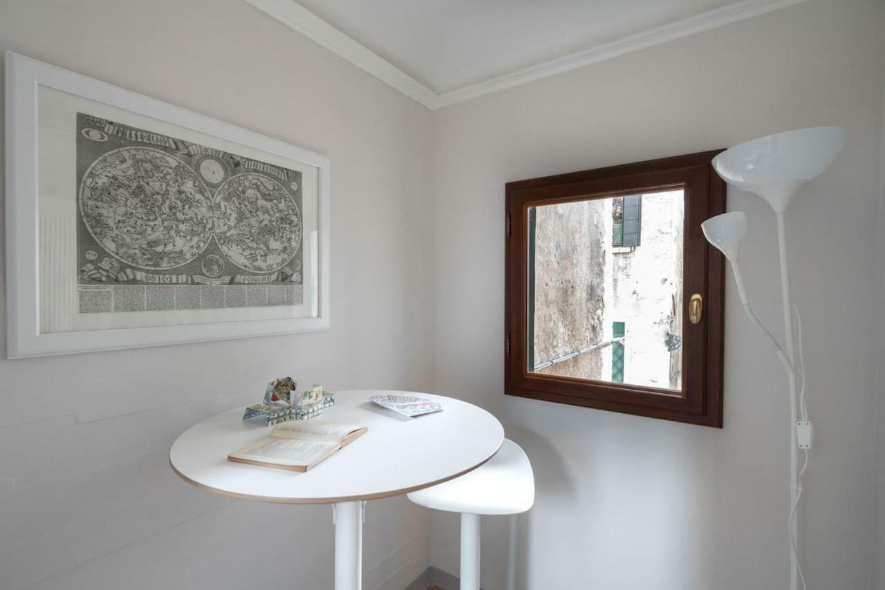 Apartment Ponte Raspi Canal View Venedig Exterior foto