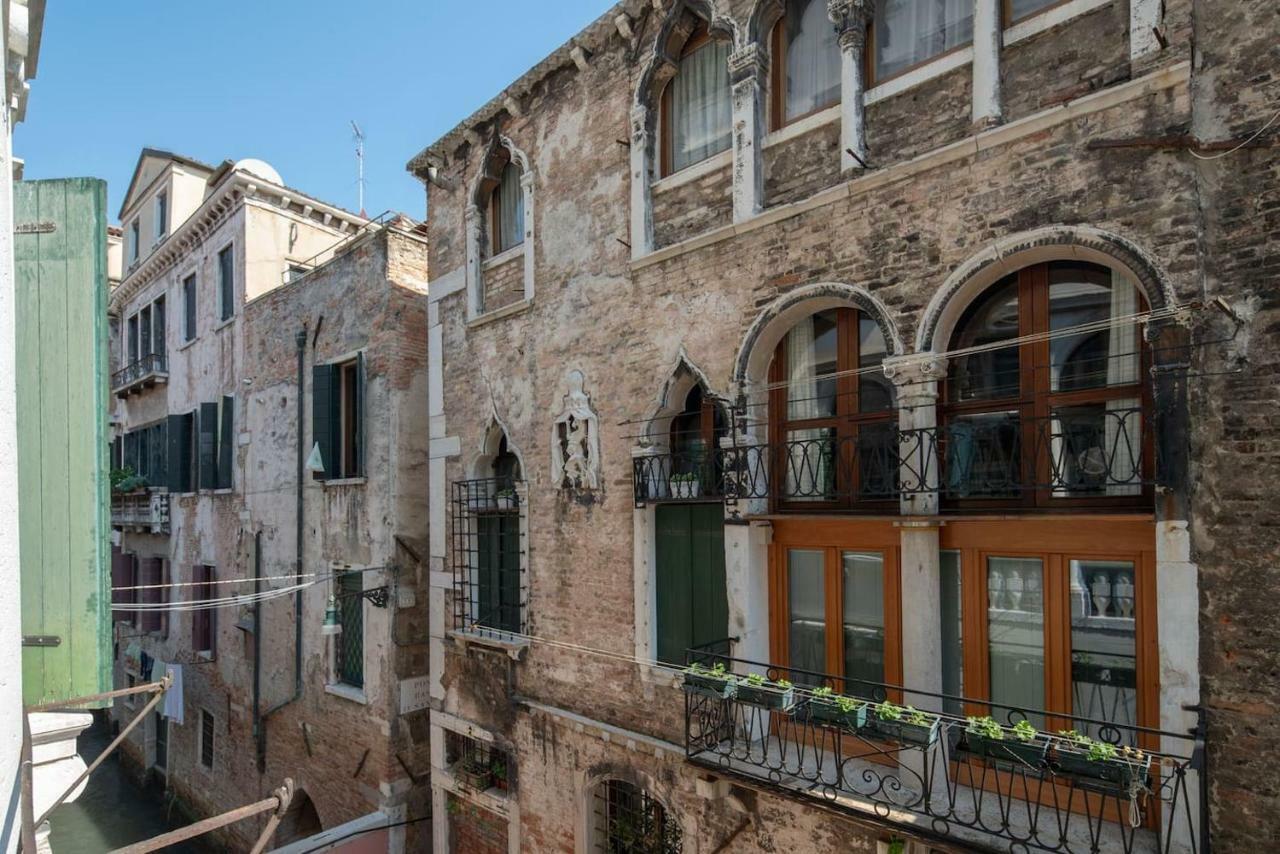 Apartment Ponte Raspi Canal View Venedig Exterior foto